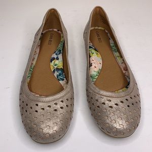 COBB HILL “MAIIKA” Woven Ballet Flats Metallic Leather Rounded Toe Cushioned 7.5